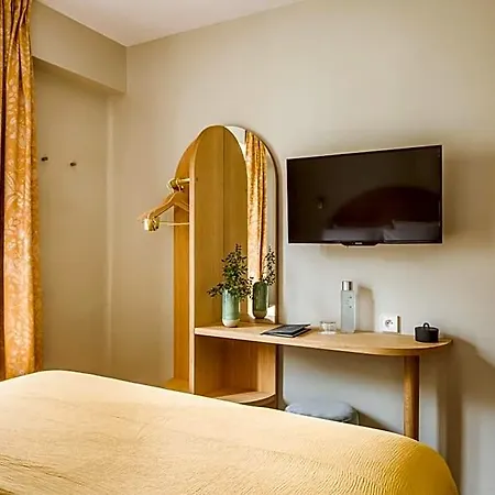 Ami - Orso Hotel 3*
