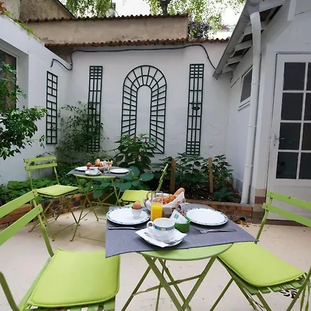 Ami Hotel 3*
