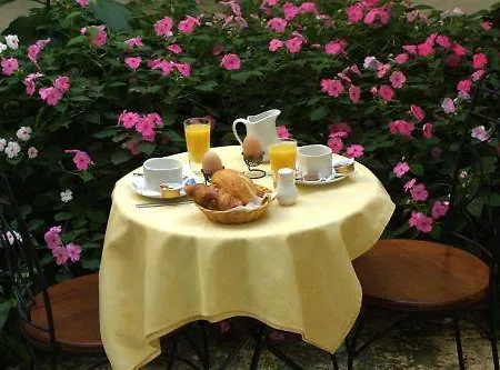 Ami - Orso Hotel Paris