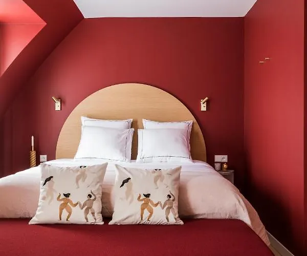 Ami - Orso 3* 파리