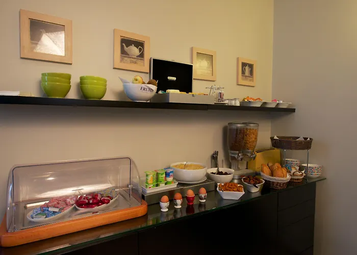 호텔 Ami - Orso 3*