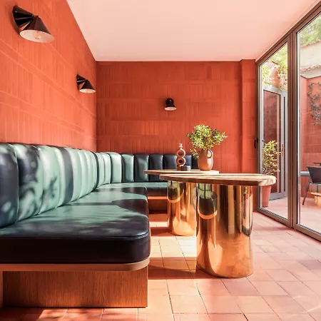 Ami - Orso Hotel París